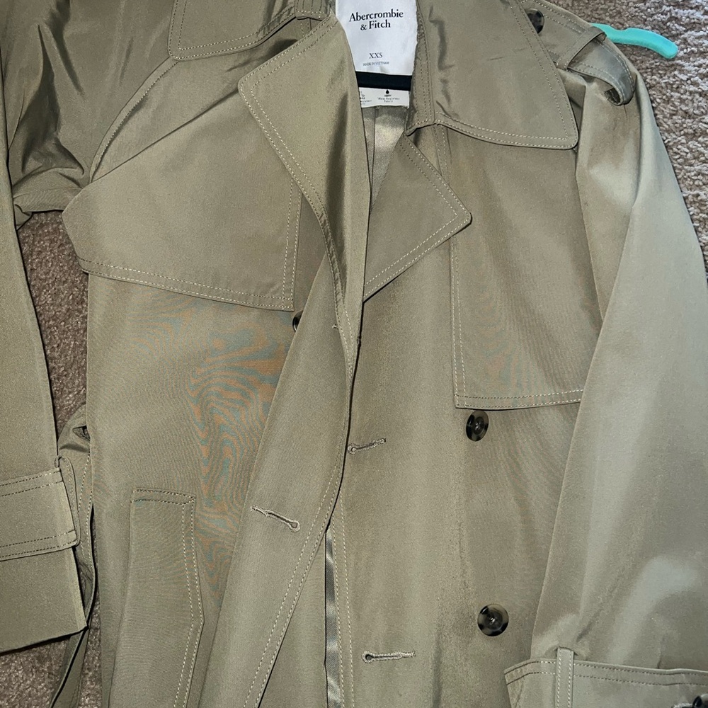 Abercrombie & Fitch Olive-Tan Trench Coat